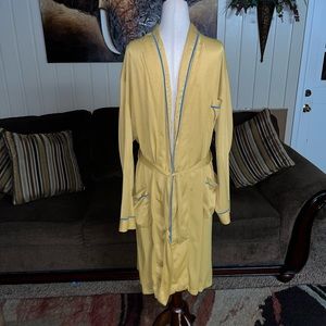J.C. Penny’s • TownCraft • Vintage • Gold • Men’s • Size Large • Robe